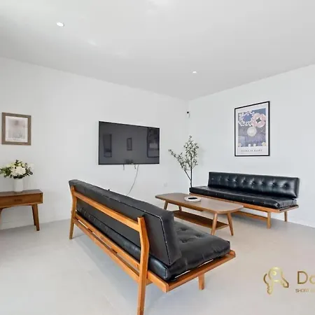 Con Jardin Y Piscina Privada En Higueron West Apartment *