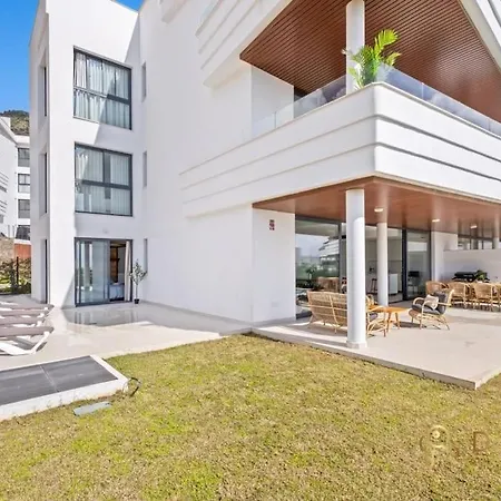 Con Jardin Y Piscina Privada En Higueron West Apartment Fuengirola