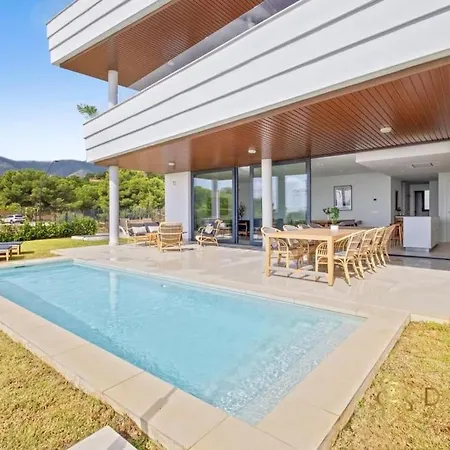 Apartment Con Jardin Y Piscina Privada En Higueron West
